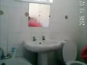 थूकना सह और स्कूबा म ...