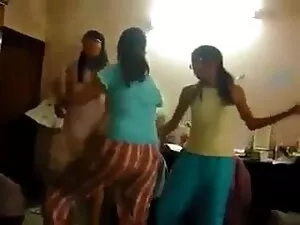 सींग का बना Xana एक  ...