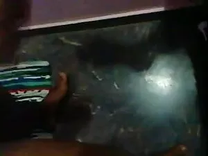 डोमिनेंट चिक दो लड़क ...