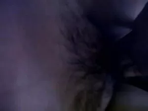 घर पर खेलता हुआ रूस  ...