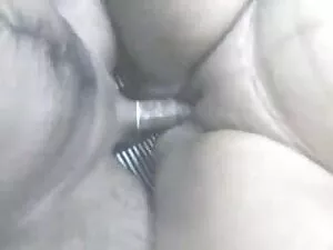 पकड़ा गया लाल हाथ से ...