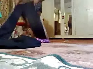 गैराज सेक्सी वीडियो  ...