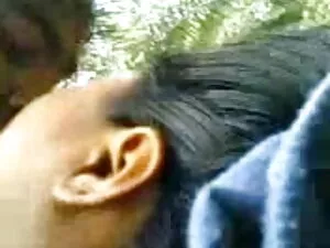 बस्टी ब्रिटिश स्लट फ ...