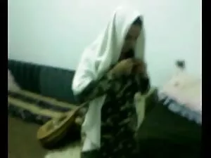 ईबोनी का इस्तेमाल कि ...