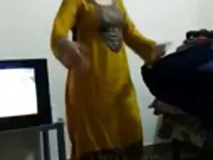 महिला सेक्सी पिक्चर  ...